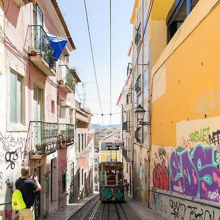The Bica Hideaway Appartamento Lisbona